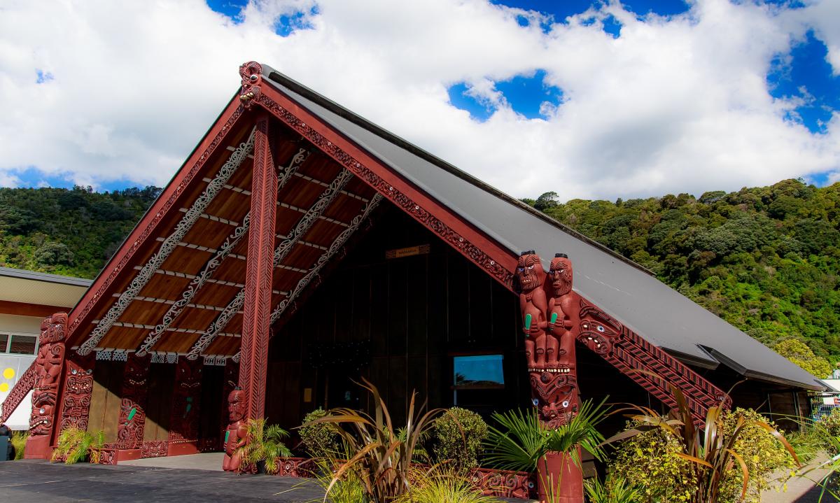 The whare that travelled the globe