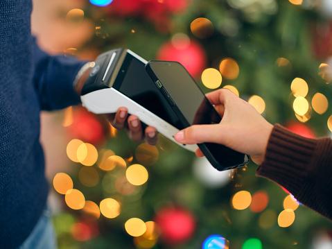 odt.co.nz - Busy Christmas Eve for retailers