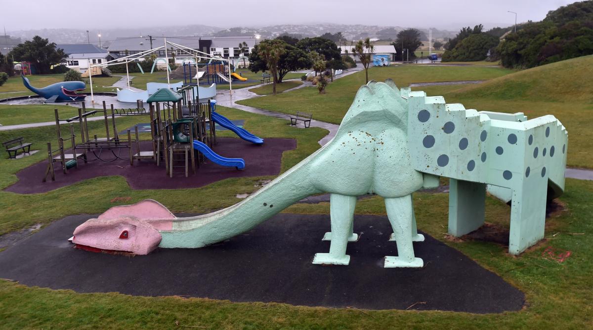 Dinosaur dispute: Councillor upset by email
