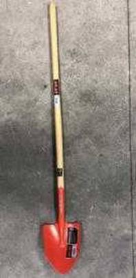Police have released this image of the type of shovel they are looking for. Photo: NZ Police Police have released this image of the type of shovel they are looking for. Photo: NZ Police