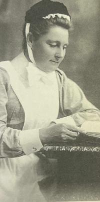 Nurse Maude. Photo: Auckland Libraries Heritage Collections AWNS-19150429-46-1