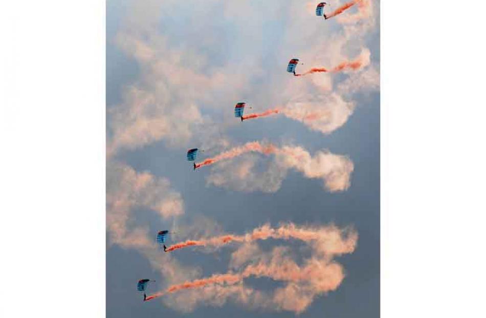 Parachutists in action. Photo by Peter McIntosh.