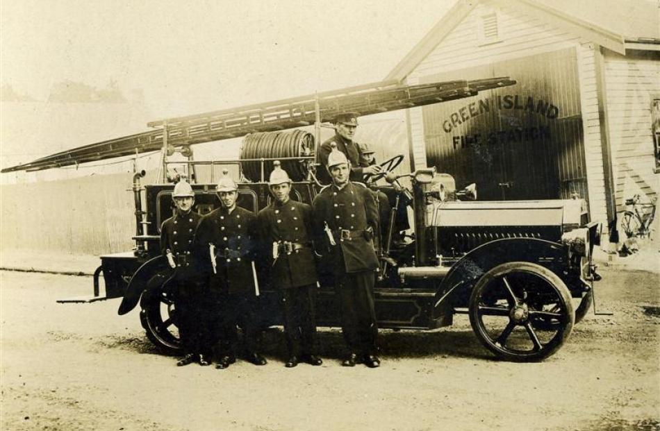 A similar 1916 Dennis pictured outside the Green Island fire station. Photo supplied.