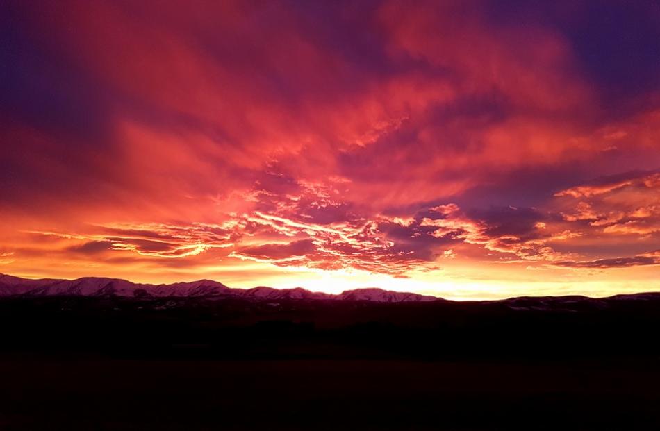 Sunrise over the Maniototo. Photo Donald Carey