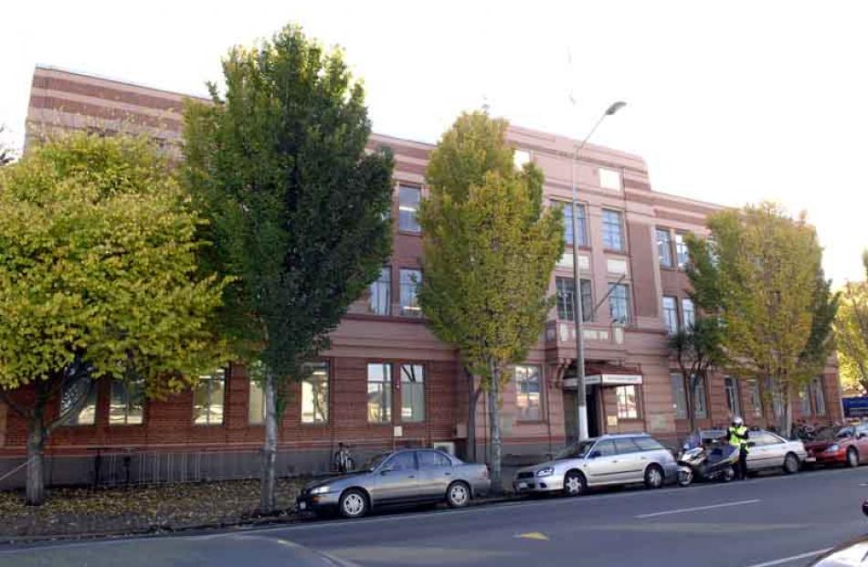 Surveying Building, Castle St.