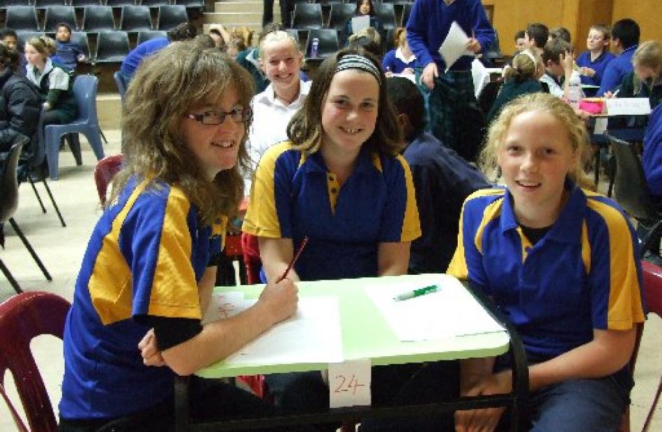 Millers Flat year 7 and 8 pupils (from left) Heather Dalley, Ruby Parker and Phoebe Cubitt (all 12).