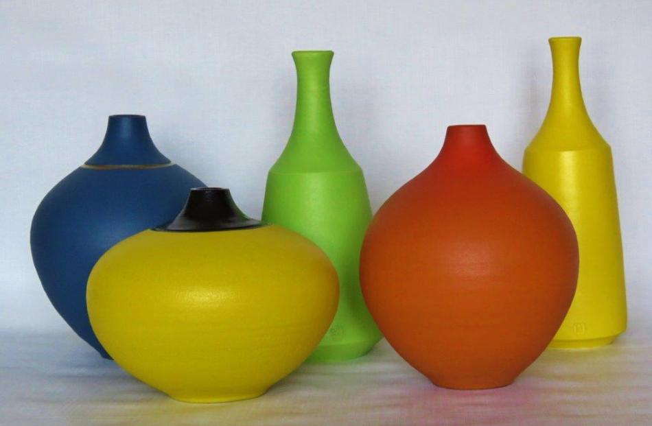 Matt glaze pots by Danny Moorwood
