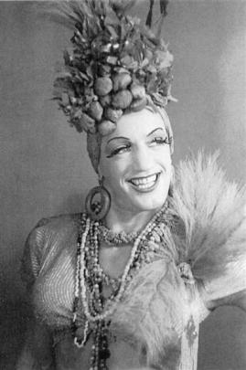 Robinson as Carmen Miranda.