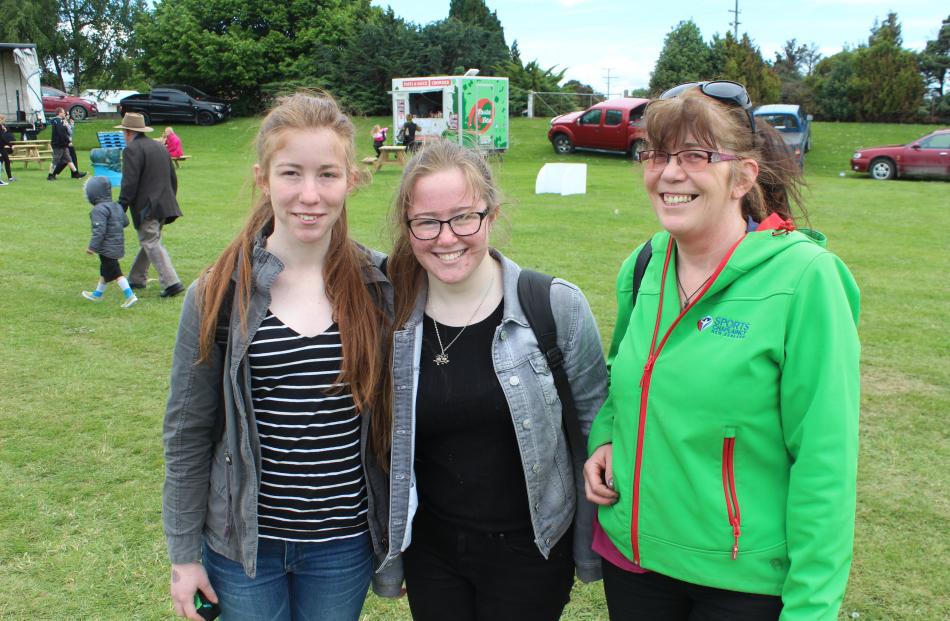 Nicole (18) and Emma Fleury (18) with mother Christine Johnstone, all of Dunedin.