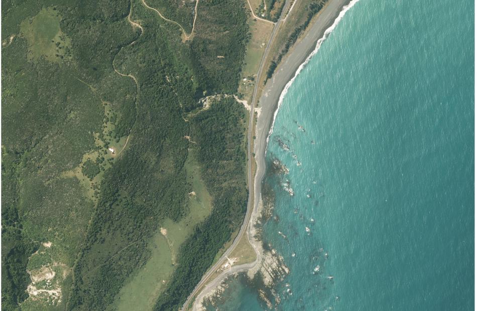 Waipapa Bay, north of Kaikoura before the the November 14 earthquake and aftershocks. Photo: Linz/NZTA