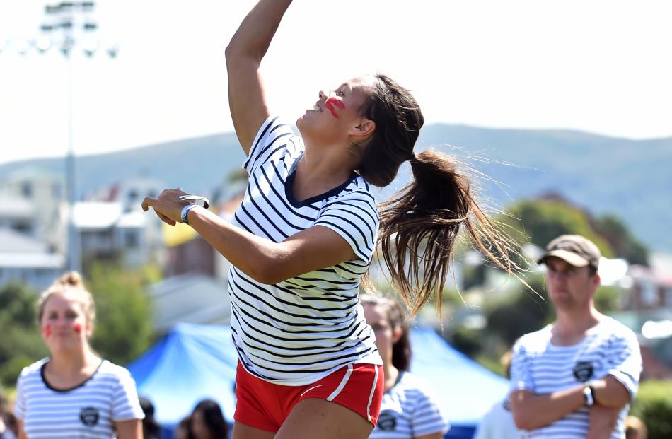 Cumberland College student Jessica Lawrence (17), of Tauranga, plays volleyball.