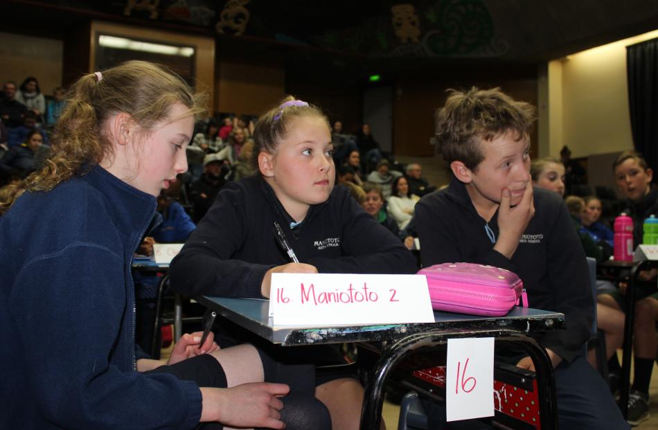 Maniototo Primary School pupils (from left) Charlotte Gregan (12), Charlotte Paterson (11) and Max Hore (12) ponder the question.