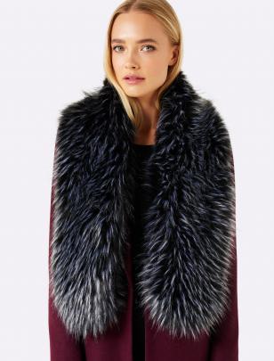 Forever New Erica faux fur scarf, $59.99