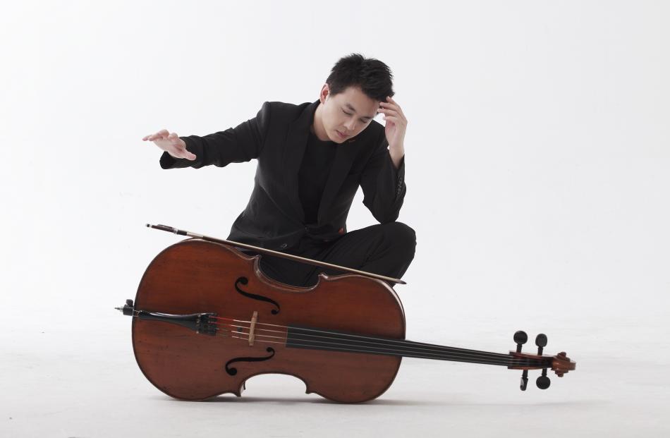 Singapore-based cellist Li-Wei Qin