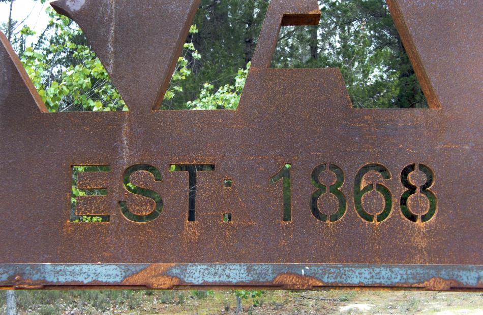 A close-up of the Alexandra sign at the Clyde/SH8 entrance last summer shows the incorrect date. 