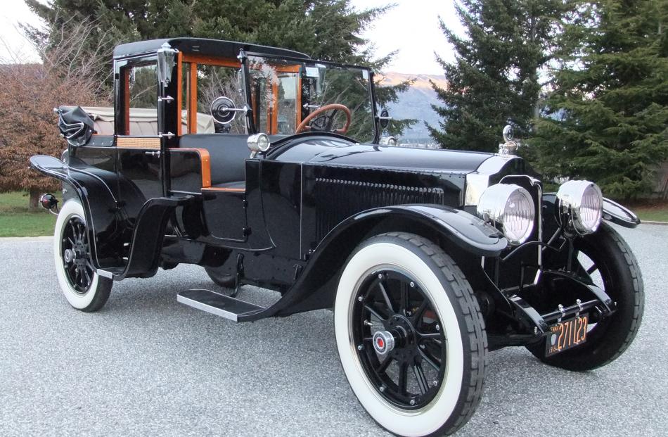 See this 12-cylinder Packard Town Car - the best that money could buy in 1918. 