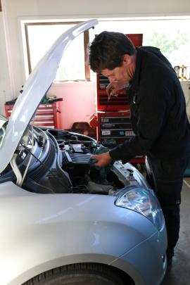 The friendly and experienced team will take good care of your vehicle.