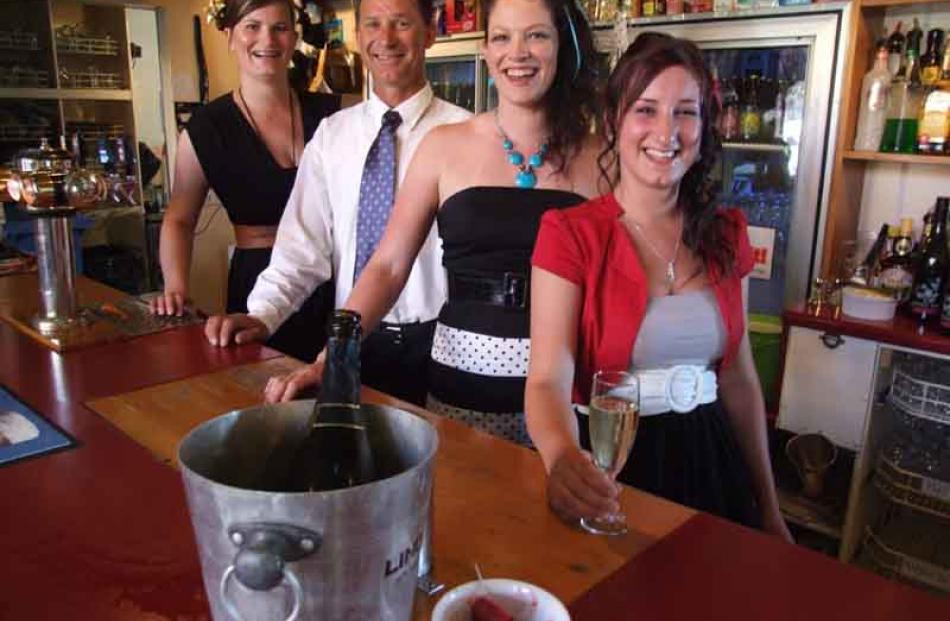 At Lake Hawea Hotel, Lucy Hunter, Fred Bayer, Kelly Mackenzie, and Jasmine Bragg. Photo by...