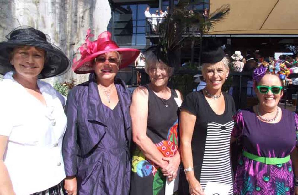 At Lone Star Wanaka: best hat finalists Maggie Curtis, Pauline Hope, Yvonne Gale, Petrea McRobie,...
