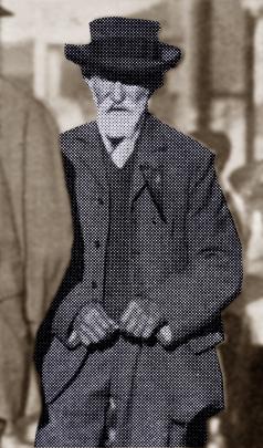 Could this be William Rigney? The author believes this man pictured at the Gabriel’s Gully Jubilee and published in  the Otago Witness of  May 31, 1911, fits the description. Photos: Otago Witness