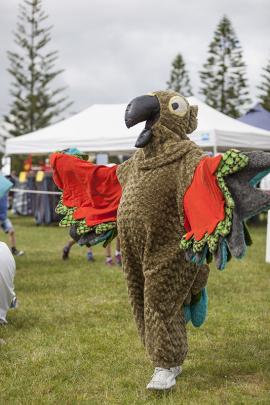 Craig Smith's sidekick, Kaha, will also be on hand to entertain children at the Otago Taieri A&P Show. 