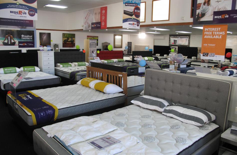 Beds r discount us furniture