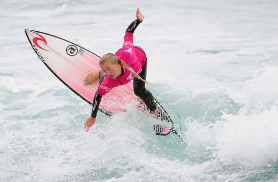 Ella Williams competes in the women's open final