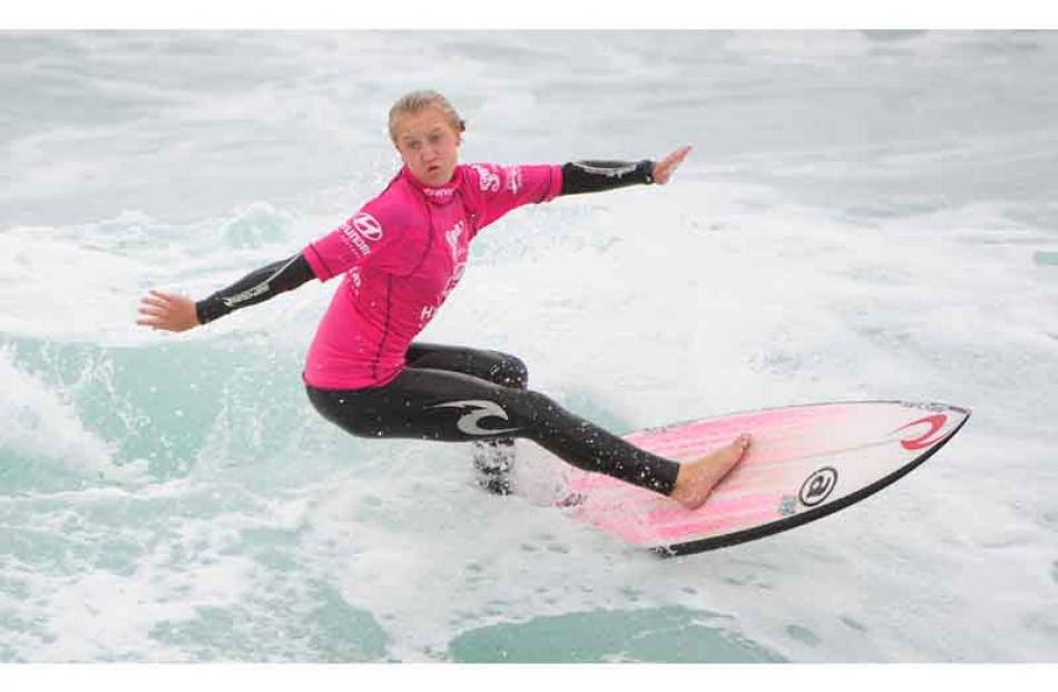 Ella Williams competes in the women's open final.