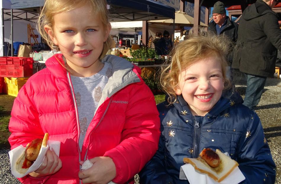 Lulu Pringle (6), of Christchurch, and Bella Franklin (5), of Auckland.