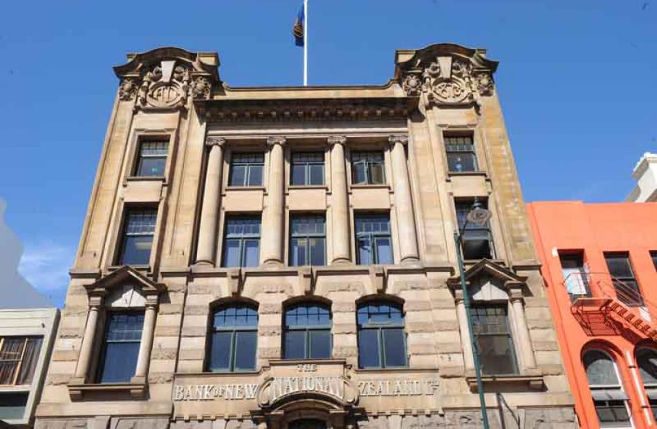 Former National Bank, now Tourism Dunedin, Princes St.