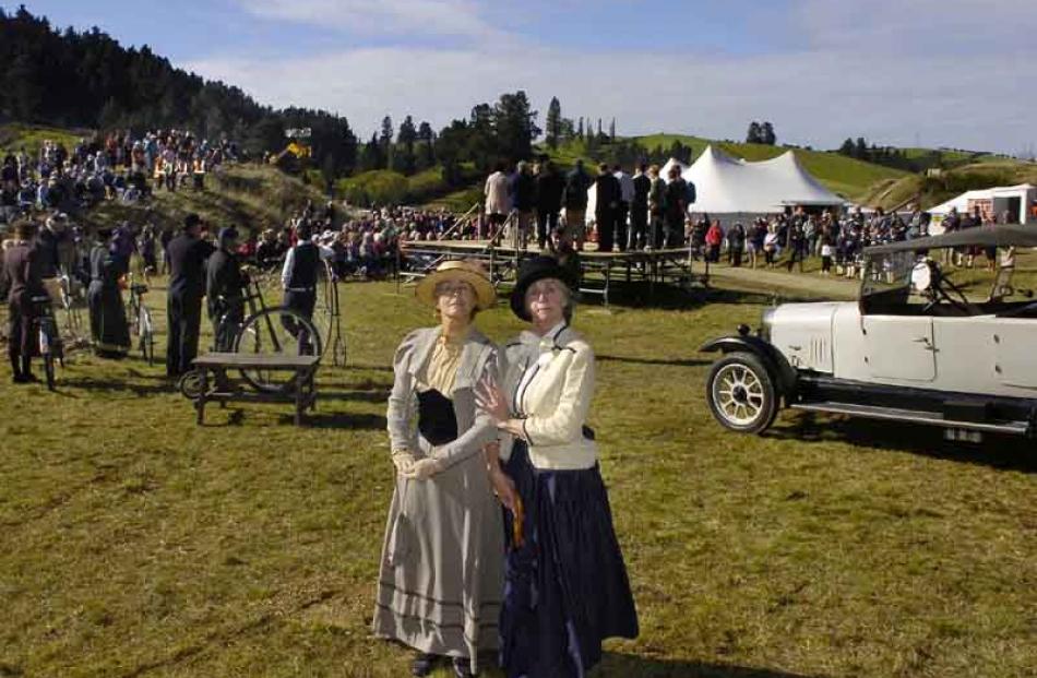 Tuapeka Drama actors Marieke Marygold as "Agatha Mary O'Donnell" and Kirsty Graner as "Adelle...
