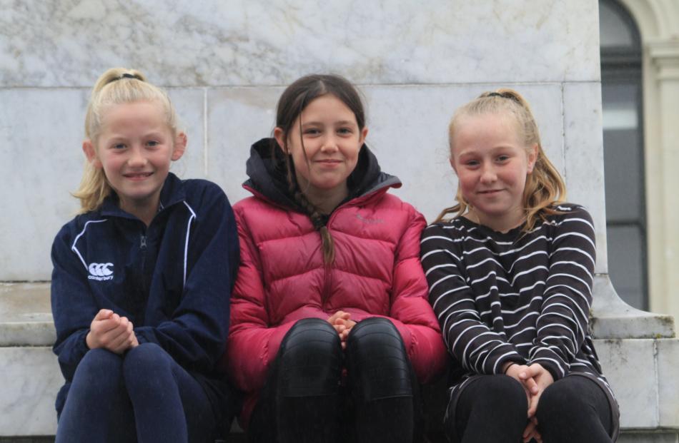 Olivia Vankleef (11), Amelia Allan (12), and Michaela McRae (12), all of Oamaru.