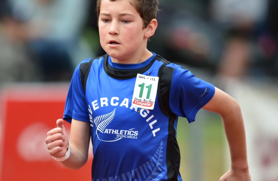 Jacob Boniface (Invercargill) competes in a grade 11 boys 400m.