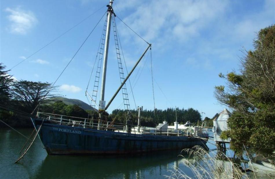 <i>The Portland</i> afloat again. Photo by Helena de Reus.