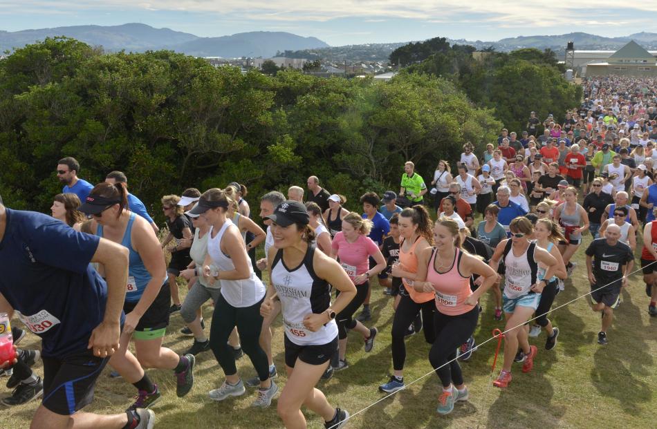 Competitors in the Surf to Stadium Fun Run and Walk in Dunedin yesterday. PHOTOS: GERARD O'BRIEN