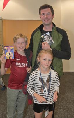 Josef Kaiser, of Dunedin, and his children Thomas (9) and Helena (7). 