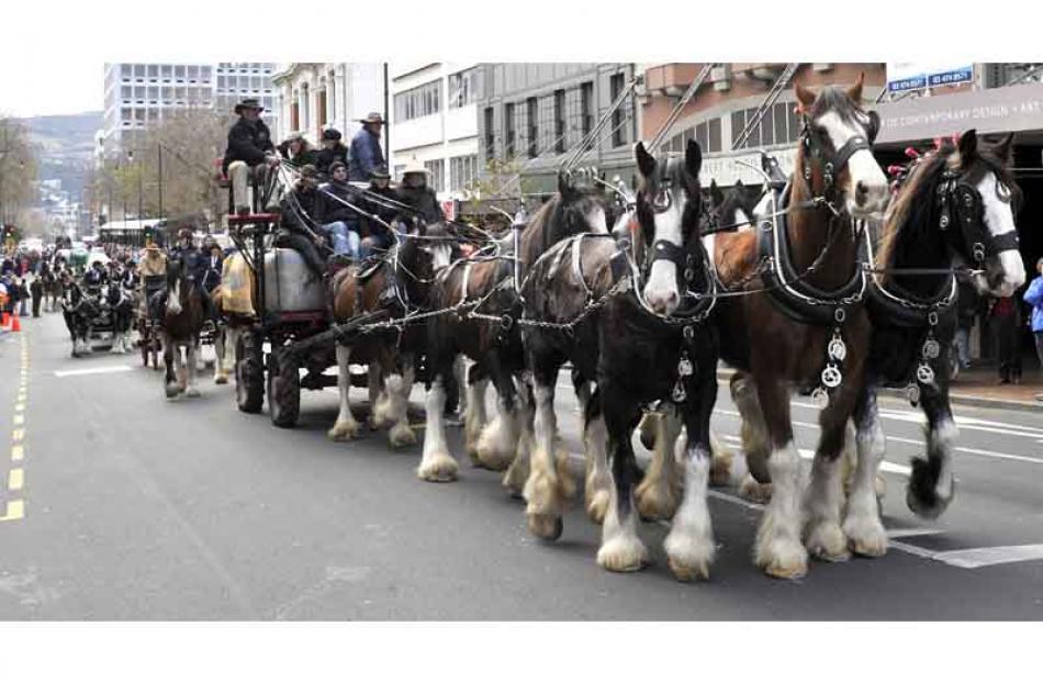 The parade in George St.