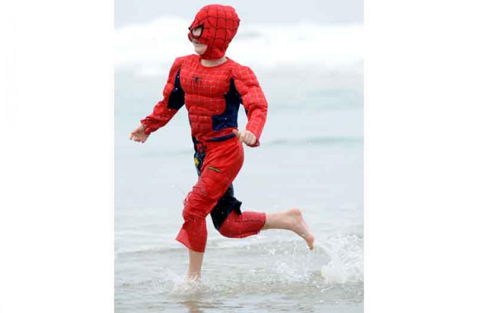 'Spiderman' experiences the freezing waters. Photo by Peter McIntosh