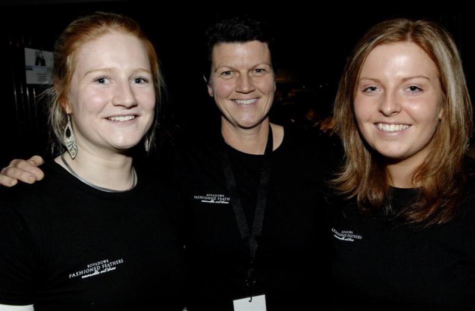 Rebecca Alexander, Elaine Alexander (event organiser) and Kim Wilson, all of Dunedin.