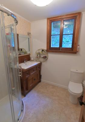 Originally, the house did not have a bathroom, only an old hip bath on the landing. 