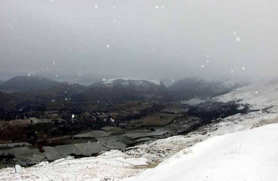 Snow finally falls on the ski fields around Queenstown.
