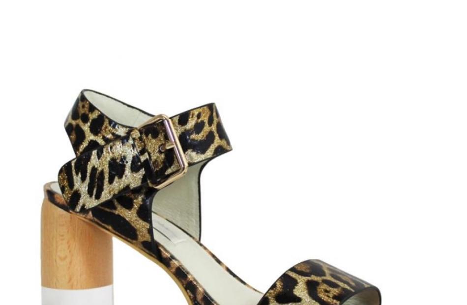 Kirsty heel in leopard print.