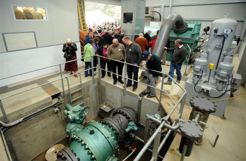 After the official opening, visitors took the chance to have a look through the power station.