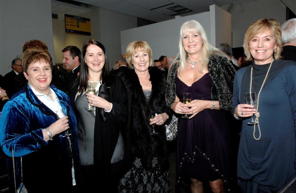 Sue Hutchison, her sister Rachel McLauchlan, Bev Coburn, Annemarie Mains and Suzie Brocklebank.