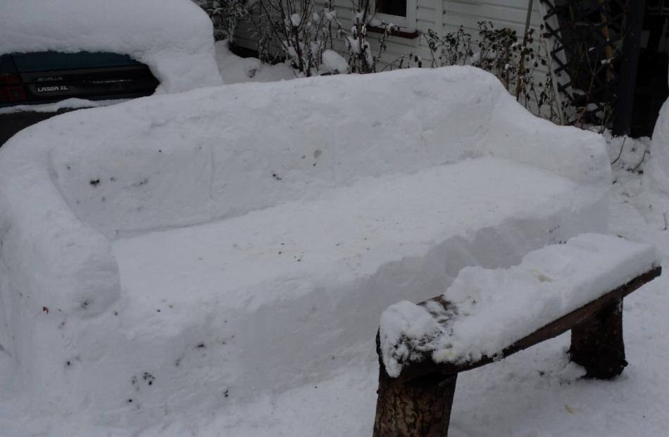 A couch made of snow at our neighbour's house. Photo by Sally Carr.