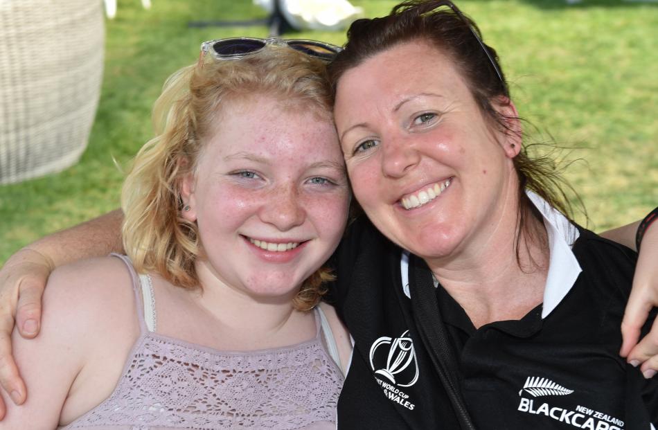 Emily Dean (13) and Rebecca McDiarmid, both of Outram.