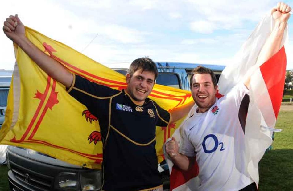 Ranald Torrance (left) and Ben Taylor, both of England.