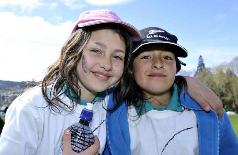 Destiny Gibbs (9) and Shyla Simpson (10), both of Calton Hill School.