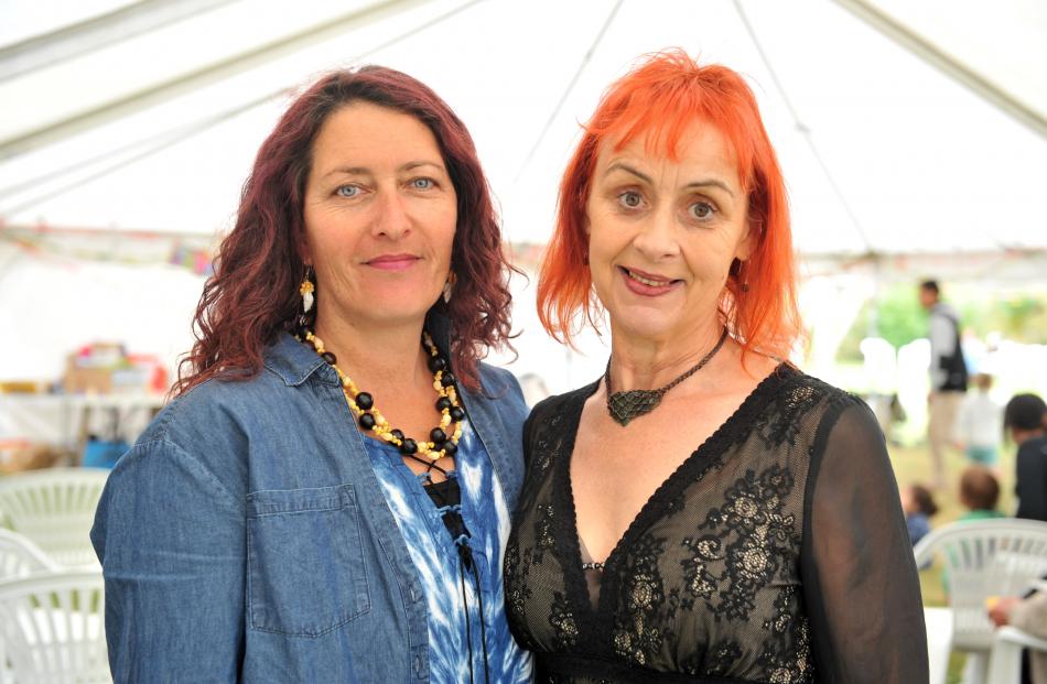 Lisa Te Raki and Roslyn Nijenhuis, both of Dunedin.
