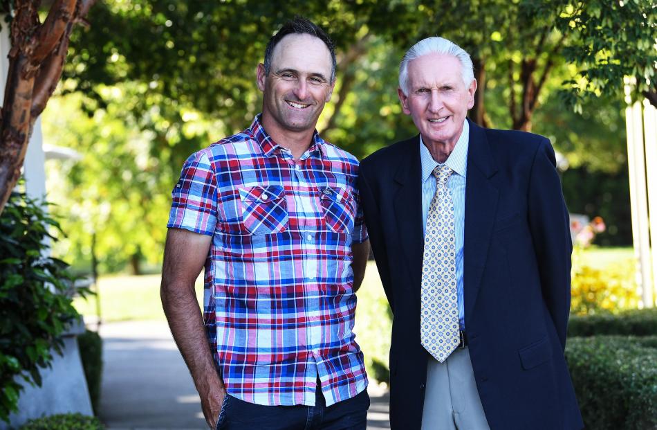 Stars out . . . Golfing legend Sir Bob Charles with Kiwi golfer Michael Hendry.